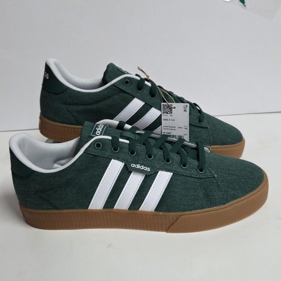 adidas 3.0 daily shoes Men’s Size 9.5 IF7487 Collegiate Green Gum New NIB main image 11